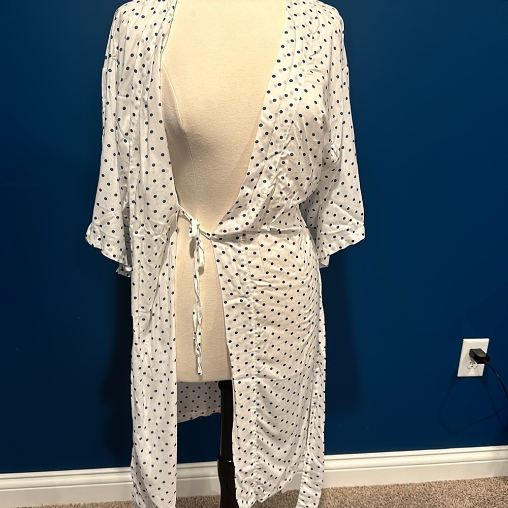 Kimono/Tunic/Robe? - Picture 2 of 2